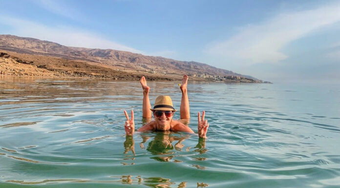 Swimming in the Dead Sea Swimming in the Dead Sea